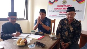 LKAAM Kota Padang, Irwan Basir Dt Rajo Alam, Pelantikan LKAAM, Rumah Gadang Baiturrahmah, Adat Minangkabau, Kota Padang